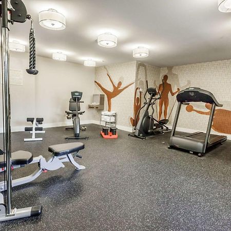 Mainstay Suites Detroit オーバーン・ヒルズ エクステリア 写真
