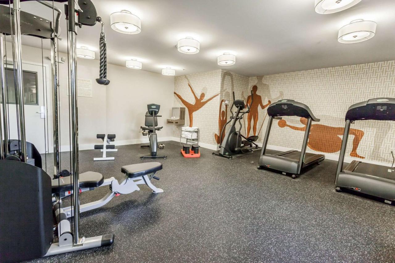 Mainstay Suites Detroit オーバーン・ヒルズ エクステリア 写真